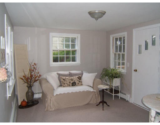 26 Milton Road Reading, MA 01867 - Photo 6 of 10 Gallery Image 6
