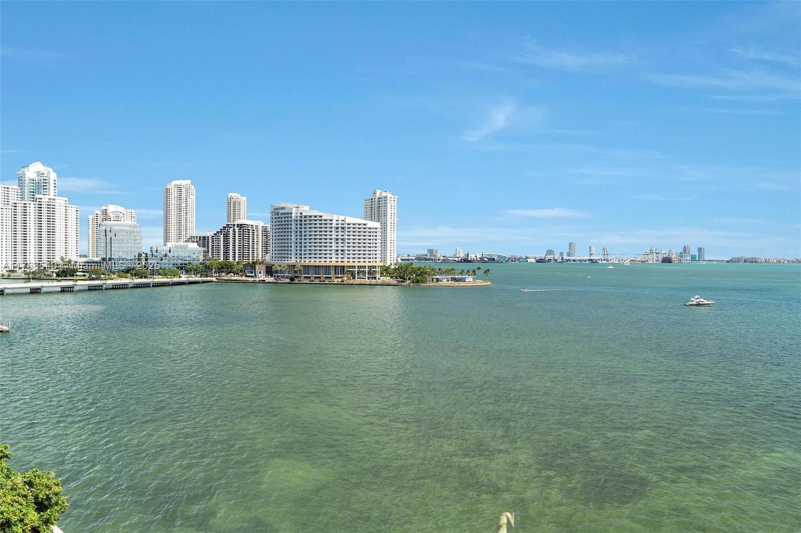 1155 Brickell Bay Drive, Unit 710 Miami, FL 33131 - Photo 2 of 32 a view of a city with ocean