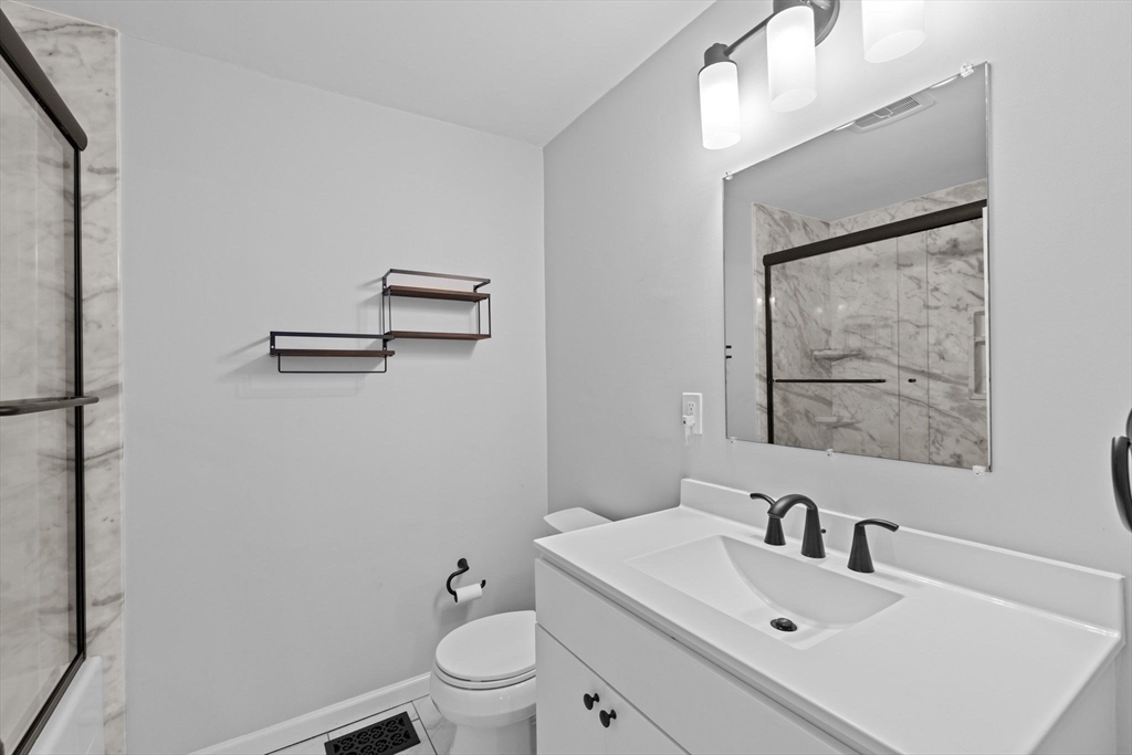 7 Cliff Road Hingham, MA 02043 - Photo 15 of 30 Gallery Image 15