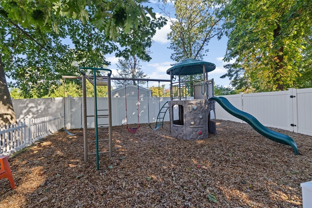 7 Cliff Road Hingham, MA 02043 - Photo 26 of 30 Gallery Image 26