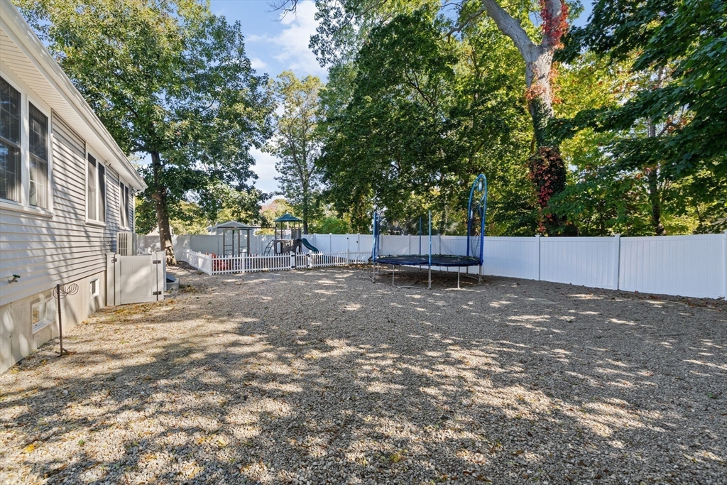 7 Cliff Road Hingham, MA 02043 - Photo 27 of 30 Gallery Image 27