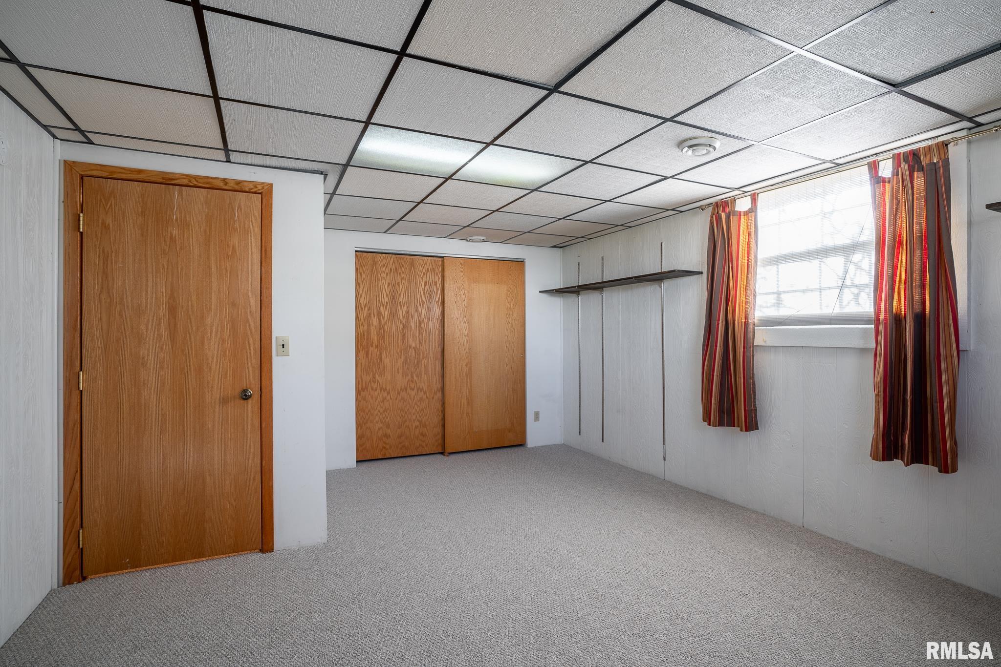 5749 Oakbrook Road Davenport, IA 52806 - Photo 15 of 16 Gallery Image 15
