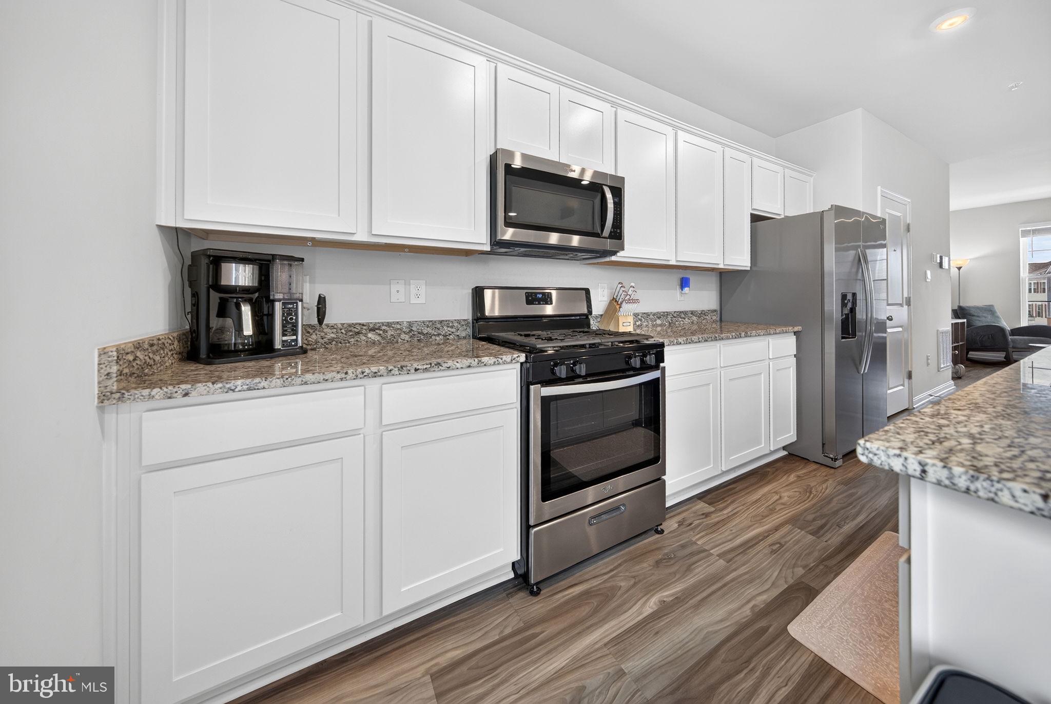 1204 Daphne Way Frederick, MD 21702 - Photo 16 of 46