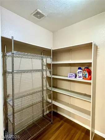 $1,300 | 2120 Ramrod Avenue, Unit 414, Henderson, NV 89014