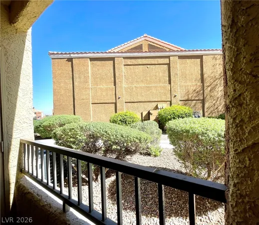 $1,300 | 2120 Ramrod Avenue, Unit 414, Henderson, NV 89014