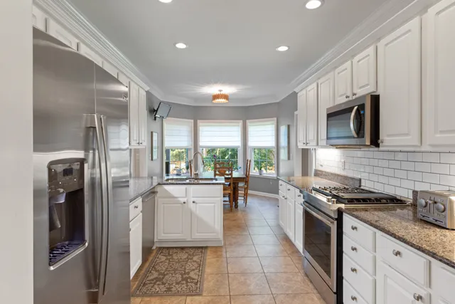 $749,900 | 106 Meadowood Loop, Burns, TN 37029