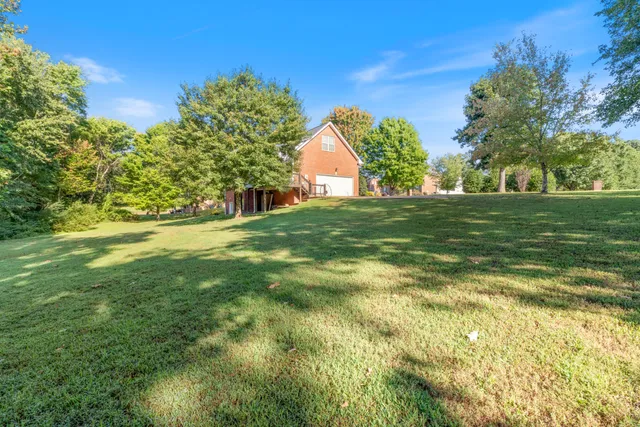 $749,900 | 106 Meadowood Loop, Burns, TN 37029