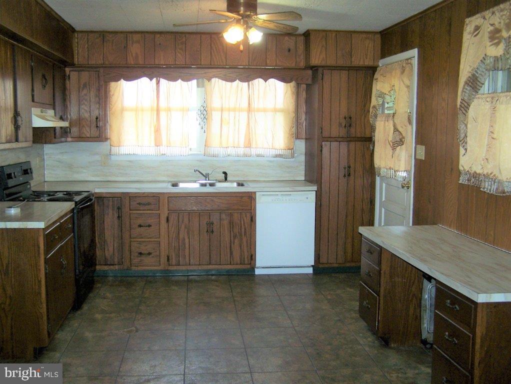 581 Township Line Road Telford, PA 18969 - Photo 17 of 34 Gallery Image 17