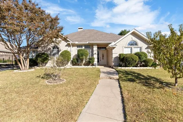 $450,000 | 7809 Hightower Drive, North Richland Hills, TX 76182