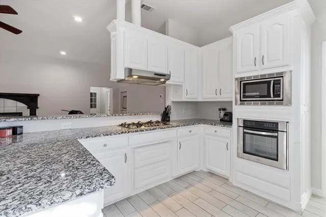 $450,000 | 7809 Hightower Drive, North Richland Hills, TX 76182