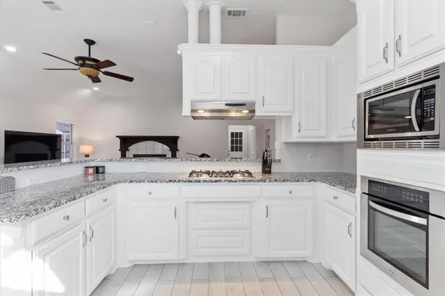 $450,000 | 7809 Hightower Drive, North Richland Hills, TX 76182