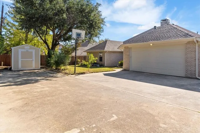 $450,000 | 7809 Hightower Drive, North Richland Hills, TX 76182