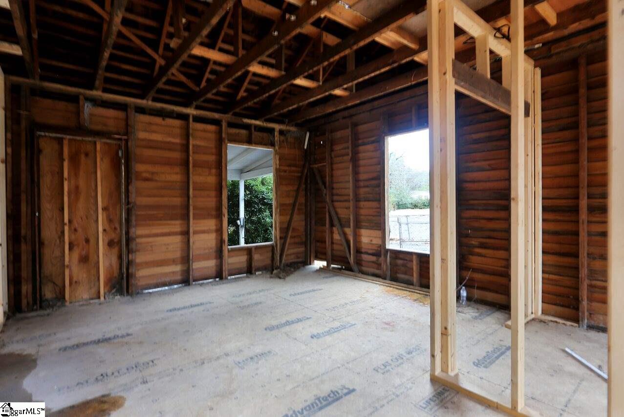 1101 McKelvey Road Pelzer, SC 29669 - Photo 7 of 14 Gallery Image 7