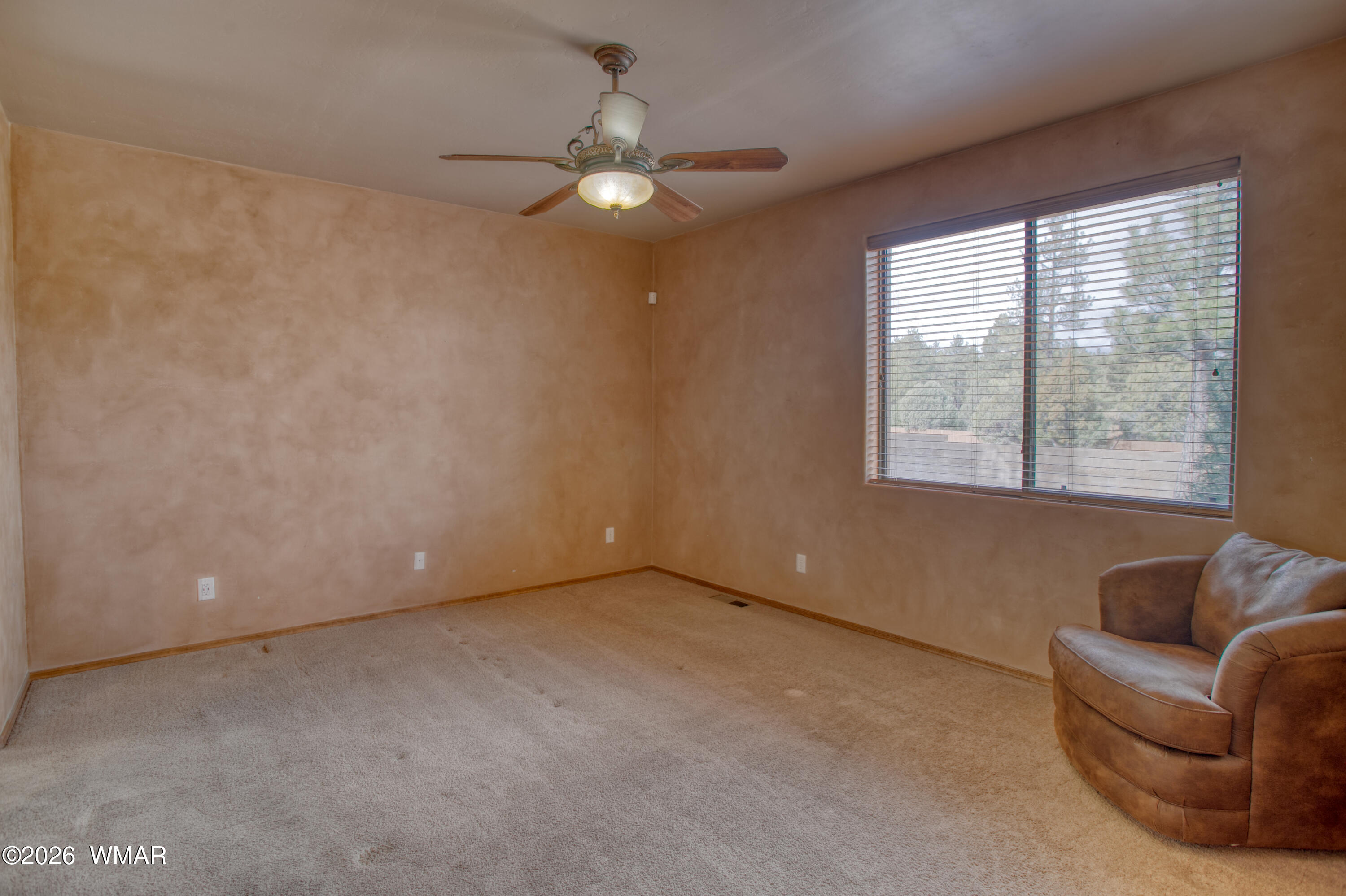 2970 West Villa Loop Show Low, AZ 85901 - Photo 11 of 50 Primary Bathroom