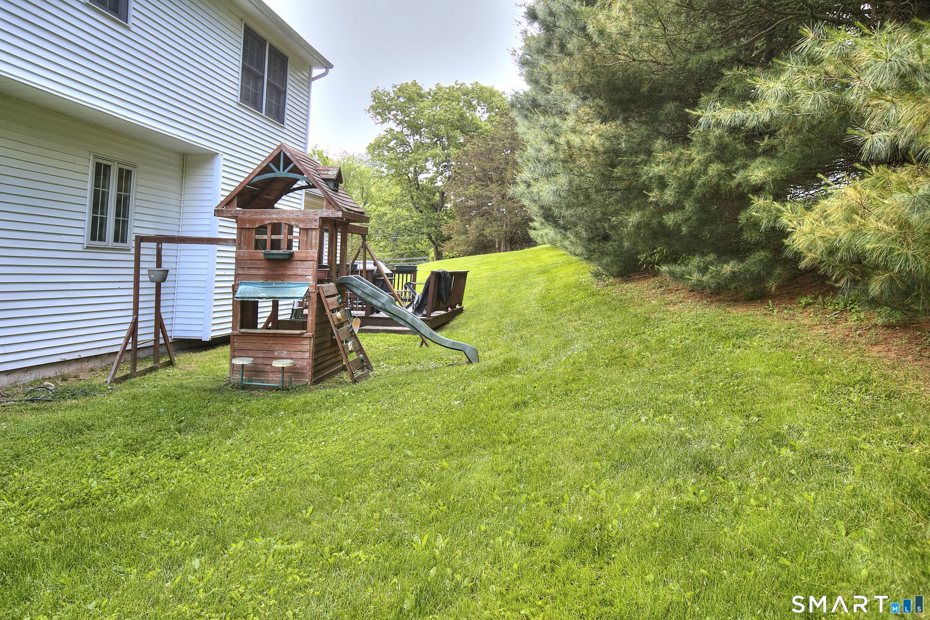 765 Cutspring Road Stratford, CT 06614 - Photo 29 of 33