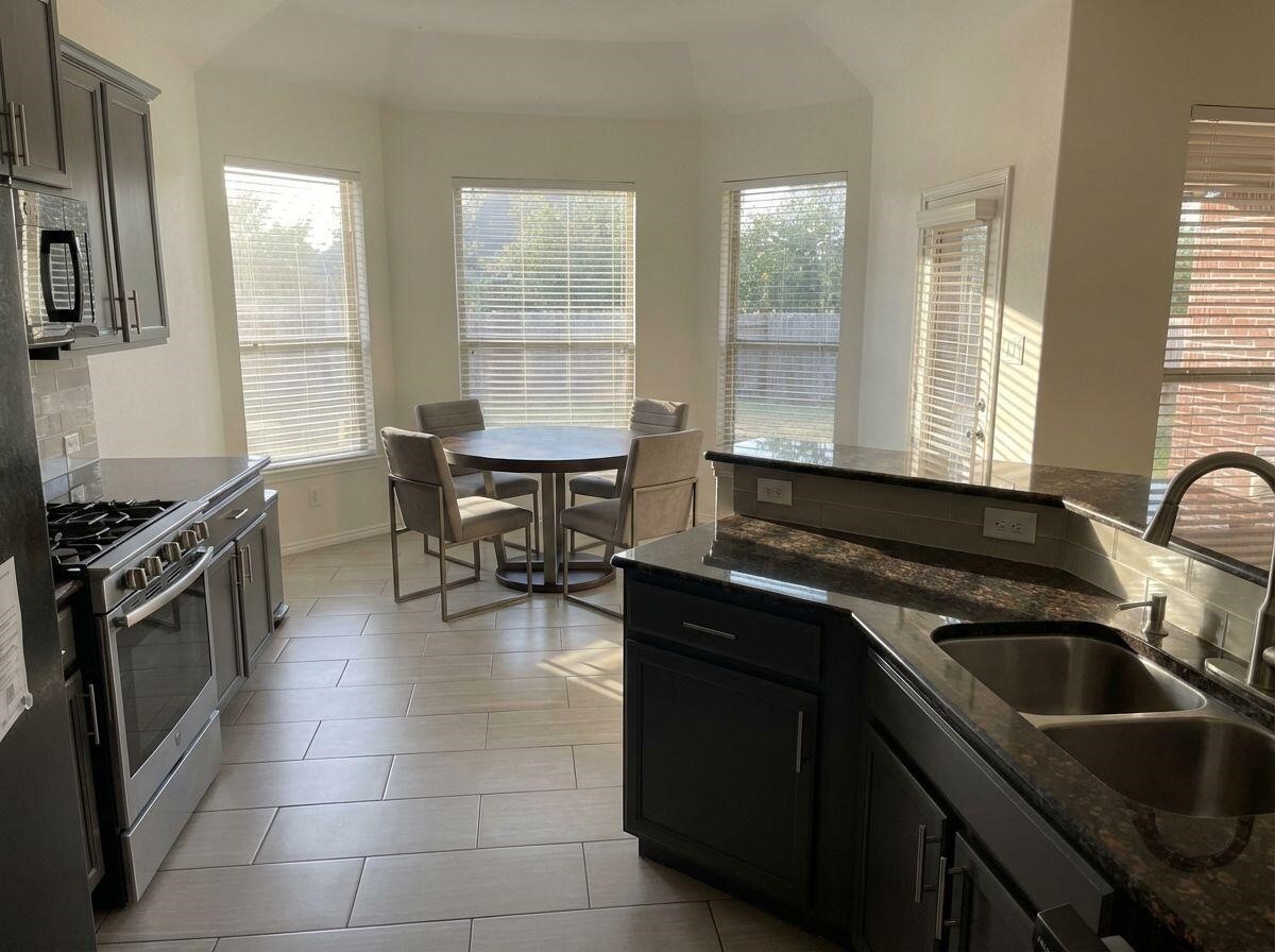 129 Autumn Forest Lane Conroe, TX 77384 - Photo 3 of 18