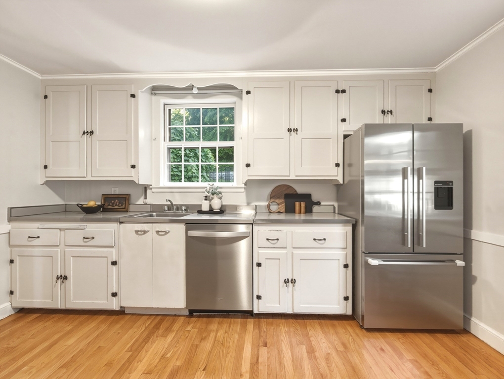 10 Radcliffe Road Belmont, MA 02478 - Photo 22 of 41