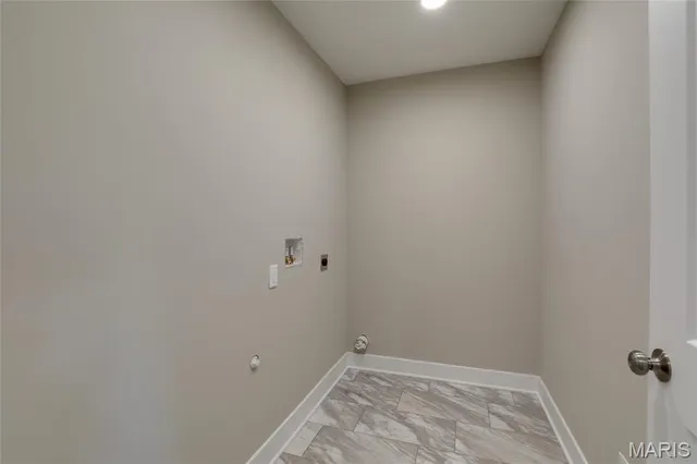 $435,000 | 1431 Highway 104, Quincy, IL 62305