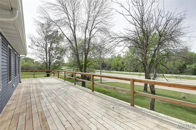 $435,000 | 1431 Highway 104, Quincy, IL 62305