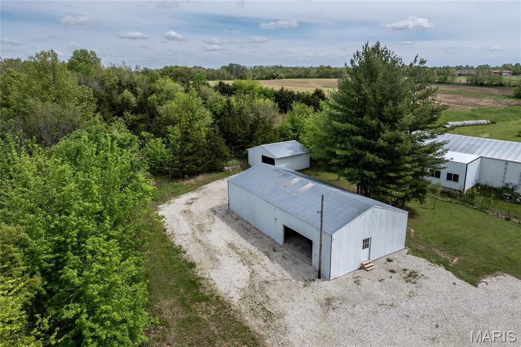 1431 Highway 104 Quincy, IL 62305 - Photo 43 of 47