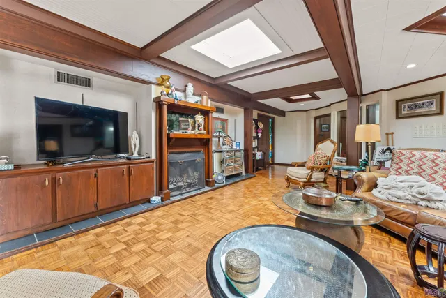 $790,000 | 3730 Floyd Drive, Baton Rouge, LA 70808