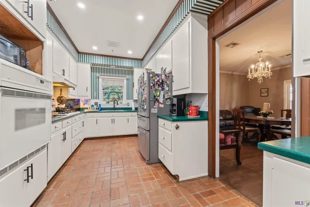 $790,000 | 3730 Floyd Drive, Baton Rouge, LA 70808