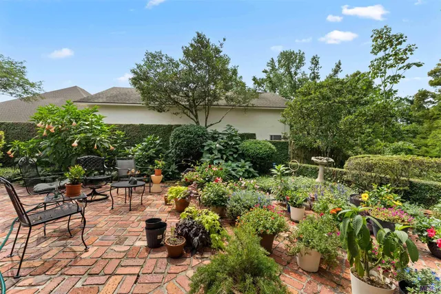 $790,000 | 3730 Floyd Drive, Baton Rouge, LA 70808