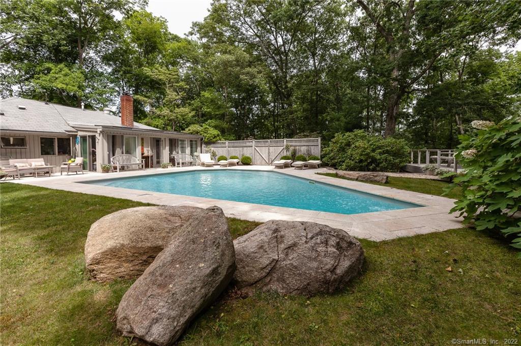 30 North Reeves Avenue Guilford, CT 06437 - Photo 1 of 1 pool
