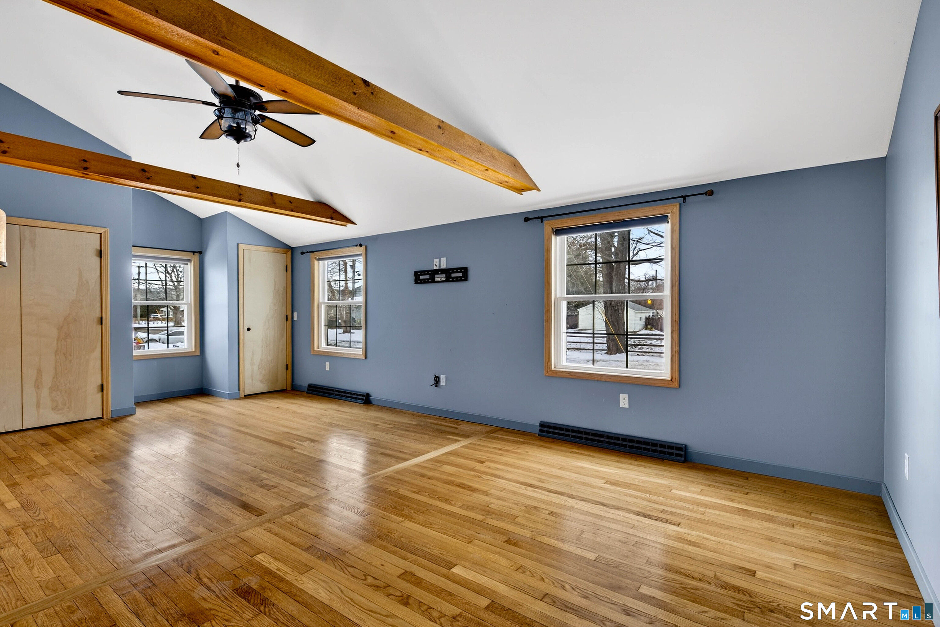 25 Pond Road Old Saybrook, CT 06475 - Photo 21 of 40 a view of an empty room with a window