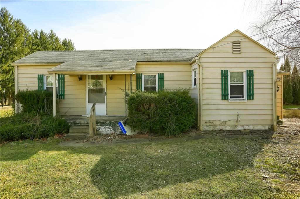 1536 Old Butler Road New Castle, PA 16101 - Photo 2 of 19
