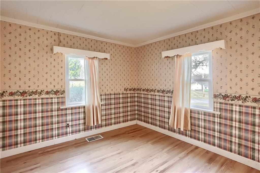 1536 Old Butler Road New Castle, PA 16101 - Photo 13 of 19