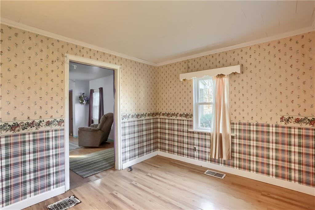 1536 Old Butler Road New Castle, PA 16101 - Photo 14 of 19