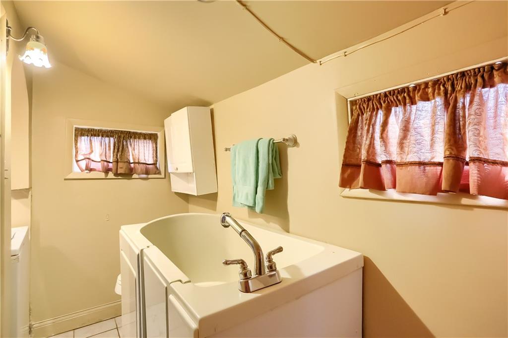 1536 Old Butler Road New Castle, PA 16101 - Photo 17 of 19