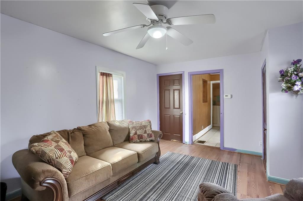 1536 Old Butler Road New Castle, PA 16101 - Photo 3 of 19