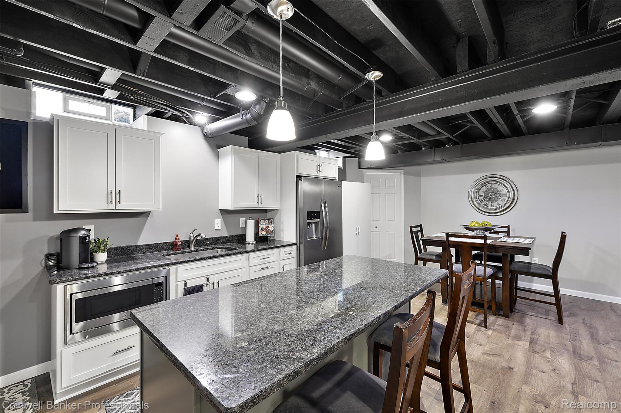 16532 Moore Park Road Macomb, MI 48044 - Photo 23 of 28