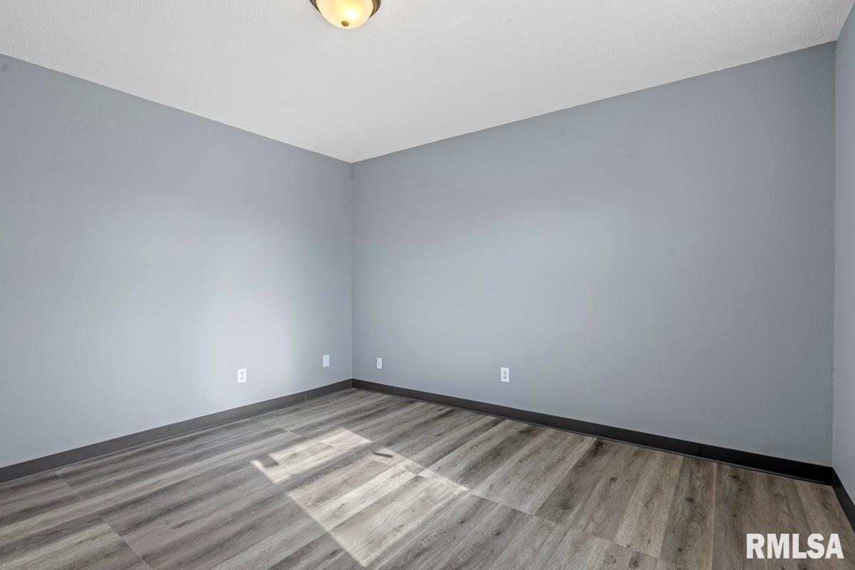 2112 Bradley Court Springfield, IL 62703 - Photo 15 of 25 Gallery Image 15