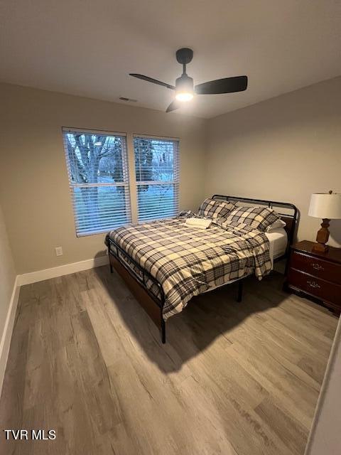 703 North Main Avenue, Unit 1 Erwin, TN 37650 - Photo 10 of 26 IMG_3749