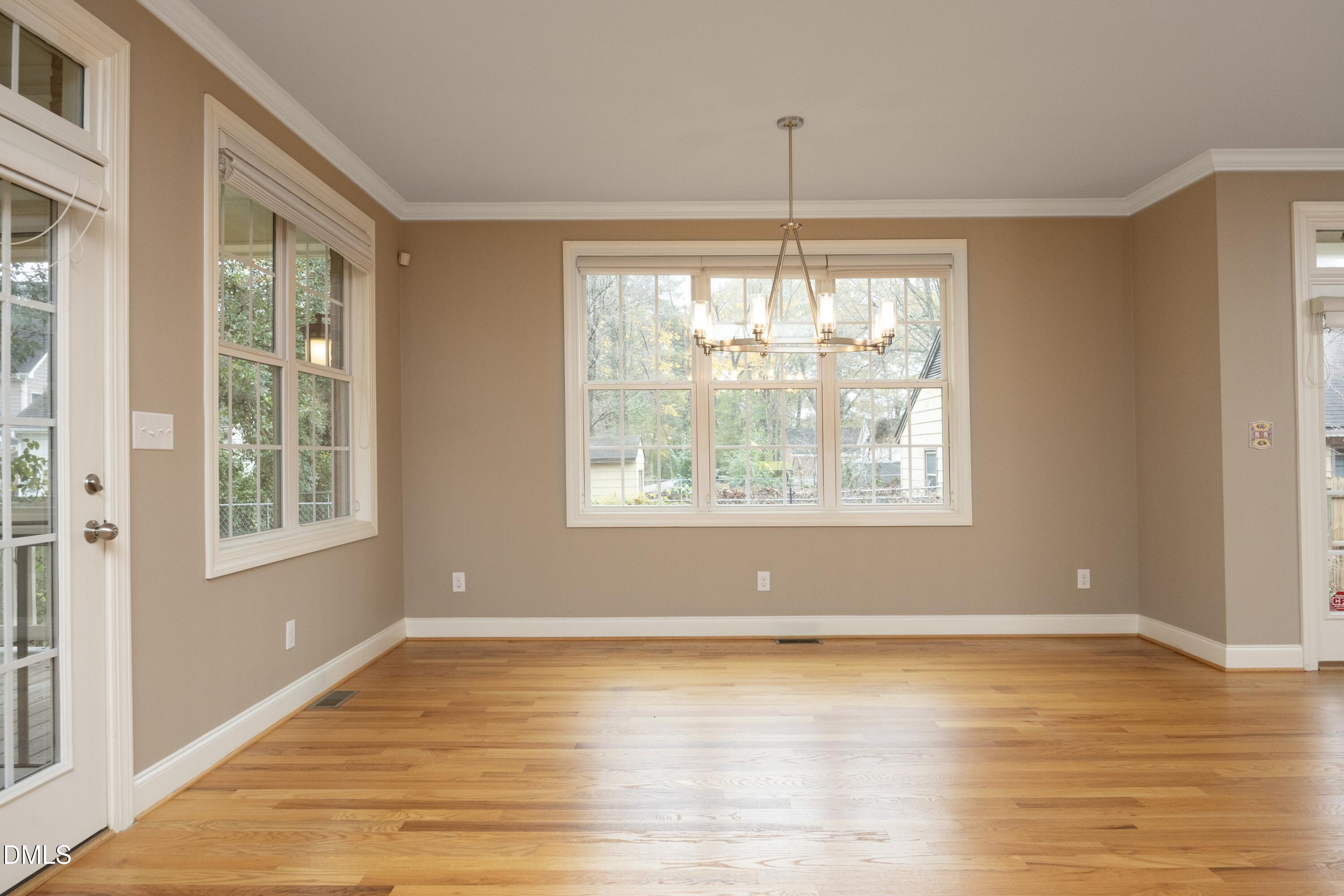 3113 Clark Avenue Raleigh, NC 27607 - Photo 13 of 55 13Dining