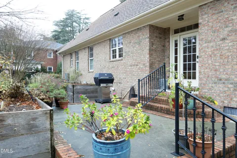 $1,068,000 | 3113 Clark Avenue, Raleigh, NC 27607