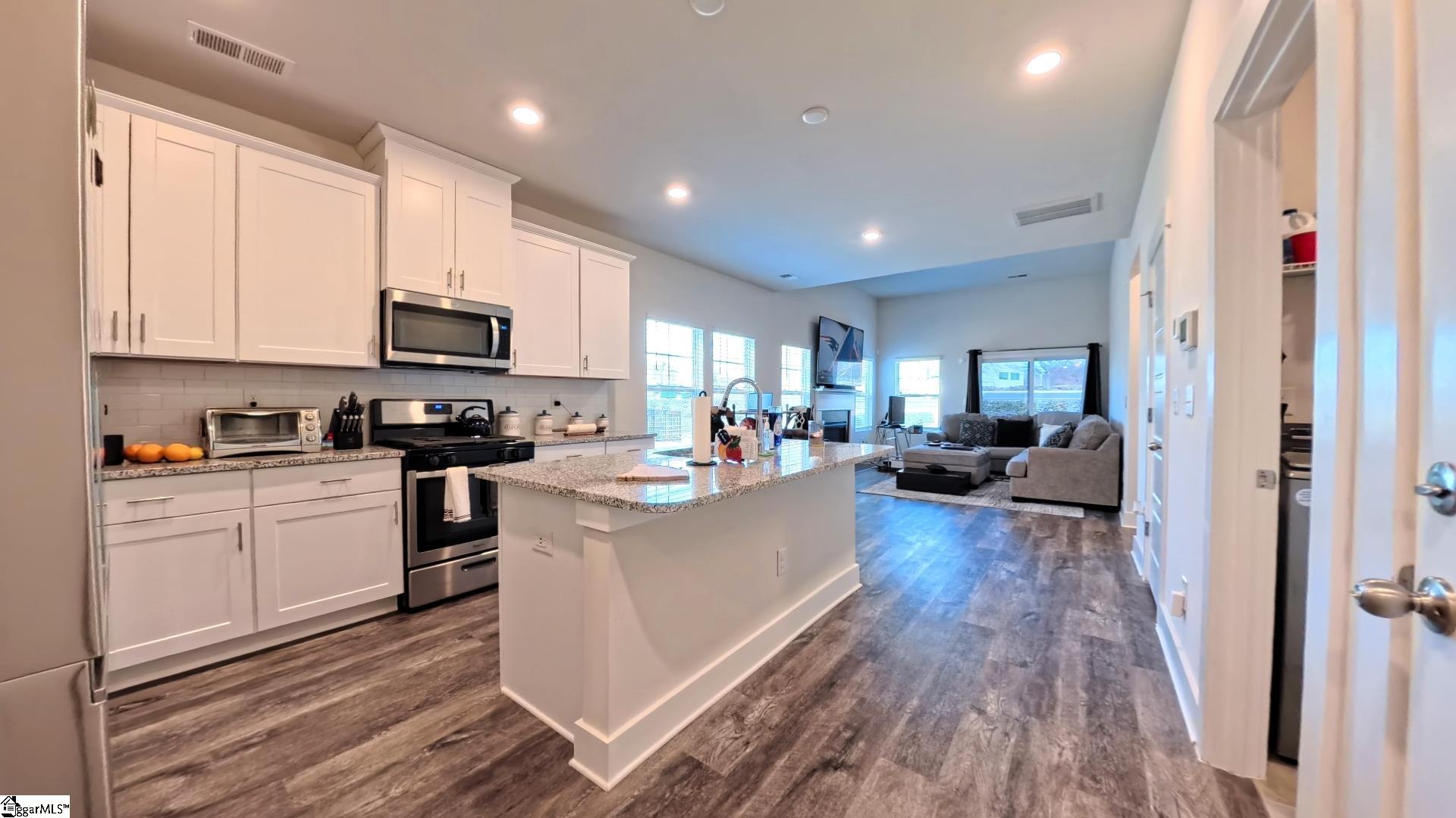 28 Bromes Way Greenville, SC 29607 - Photo 4 of 26