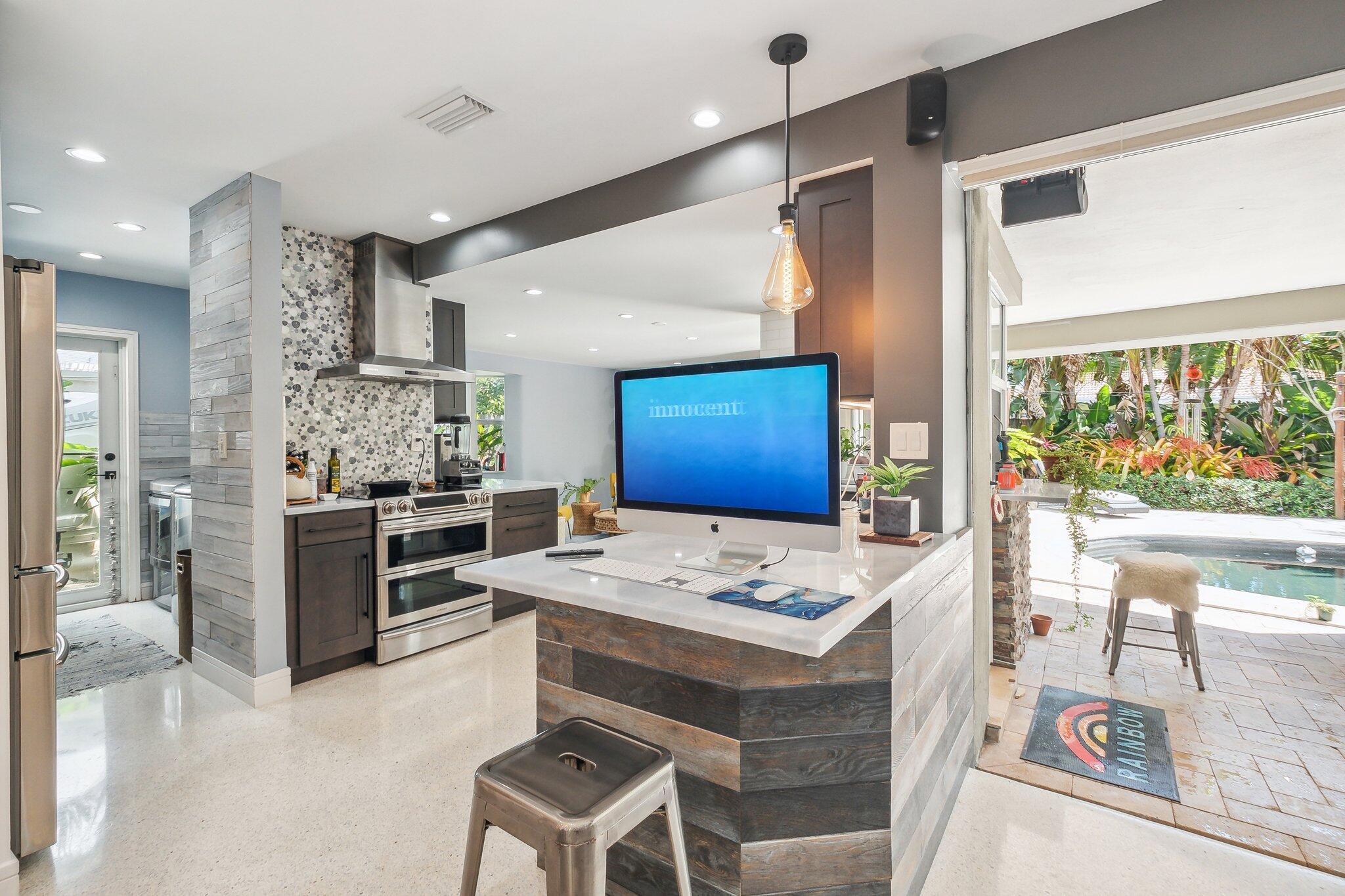 1132 Southwest 13th Avenue Boca Raton, FL 33486 - Photo 11 of 25 38-web-or-mls-DSC_1984