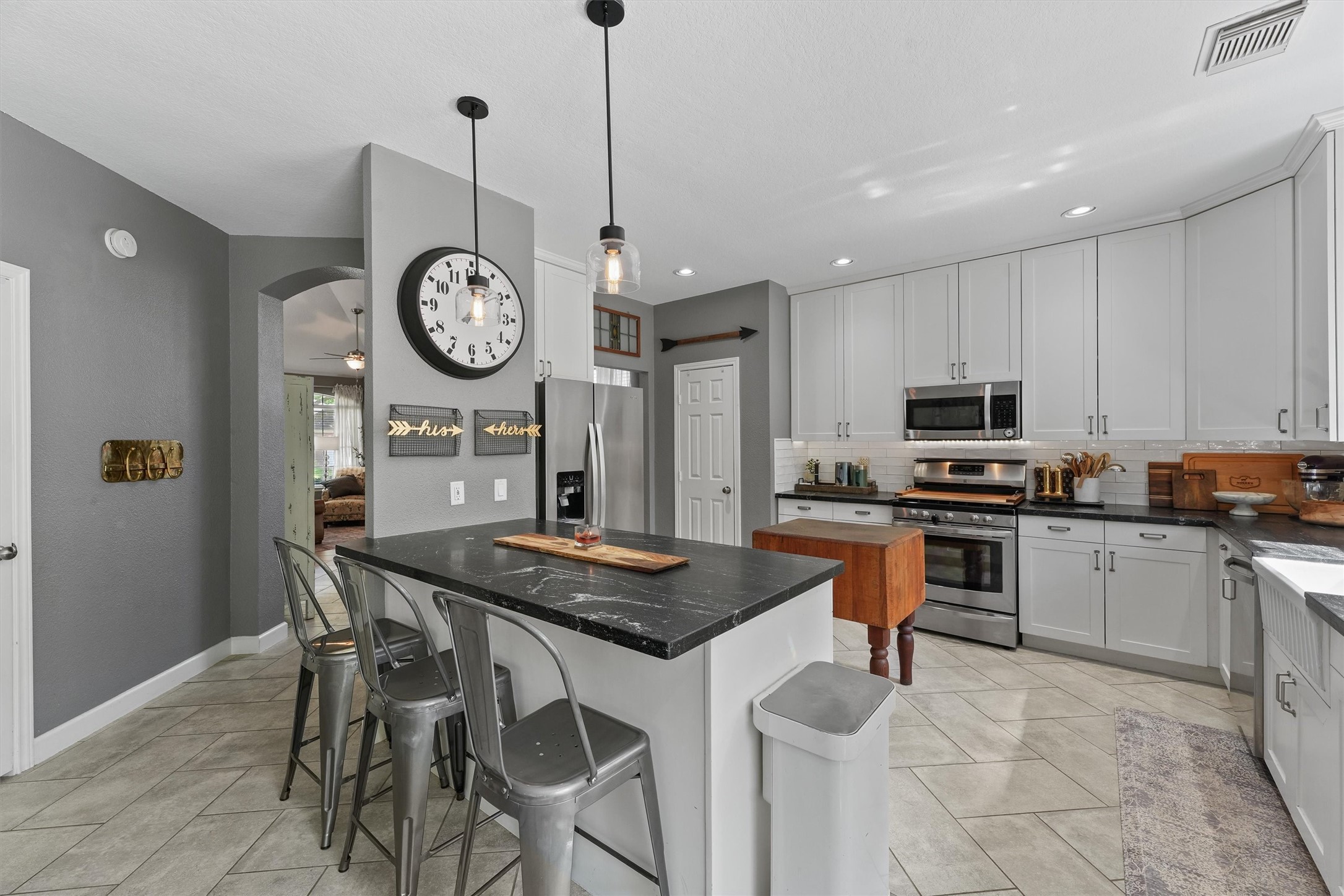 Sleek, modern and tasteful! This home is a winner!