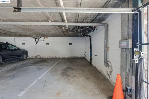 $385,000 | 955 Shorepoint Court, Unit 100, Alameda, CA 94501