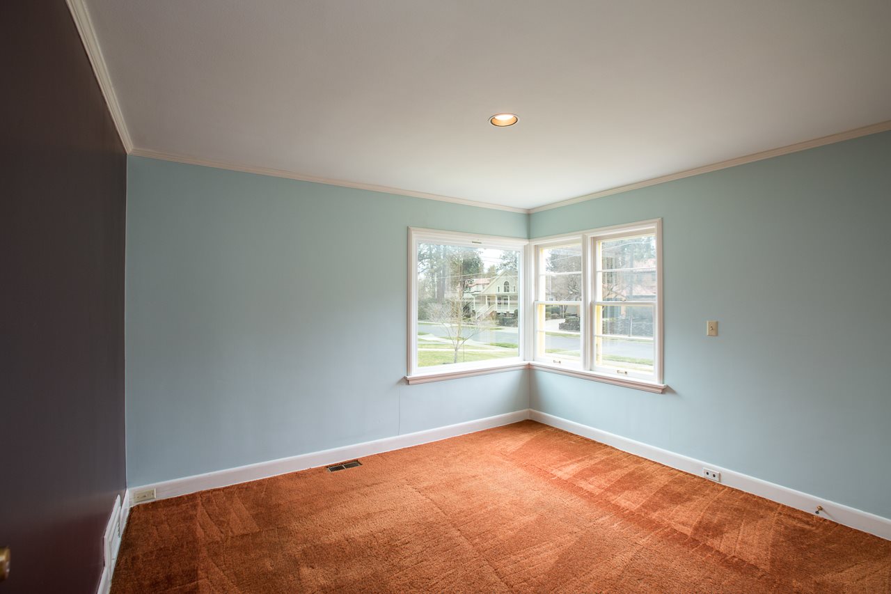 1304 East Overbluff Road Spokane, WA 99203 - Photo 9 of 19 Gallery Image 9