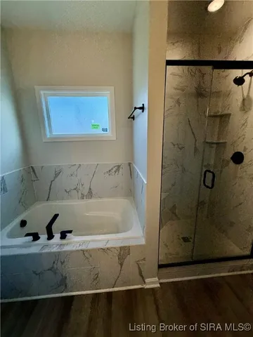 $397,900 | 1040 Oskin Drive, Unit 201, Georgetown, IN 47122