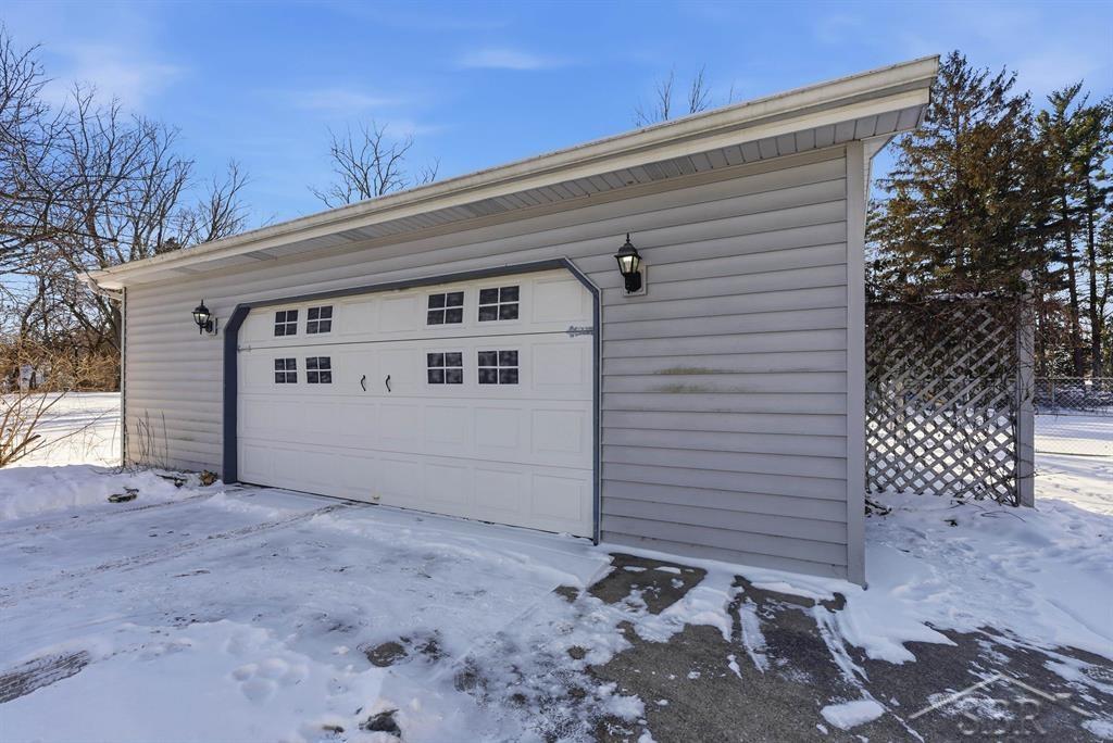 7065 Dutch Road Saginaw, MI 48609 - Photo 22 of 32 50198219-76791e60-4222-44ac-ba04-707173f17c52.JPG