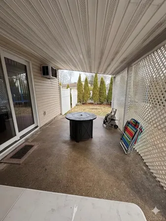 $559,000 | 373 Port Avenue, Ronkonkoma, NY 11779