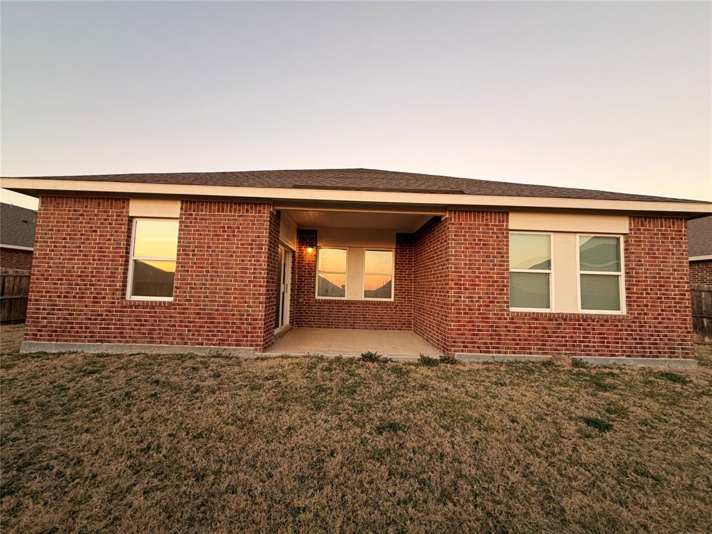 320 Frio River Road Glenn Heights, TX 75154 - Photo 17 of 19