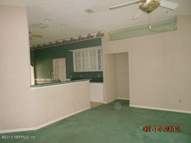 3861 Chapelgate Road Jacksonville, FL 32223 - Photo 9 of 17 family