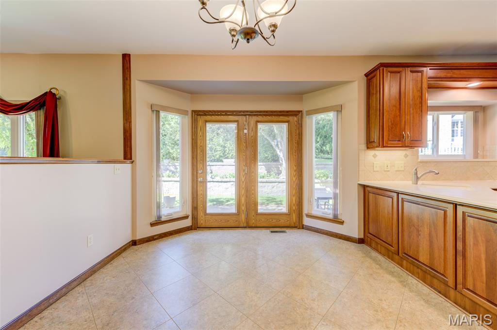 27 Ridge Mt Court St. Charles, MO 63303 - Photo 19 of 55